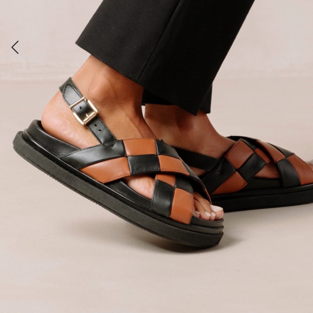 Alohas Marshmallow Scacchi Sandal Shoes in Black/Tan sz 38 EU